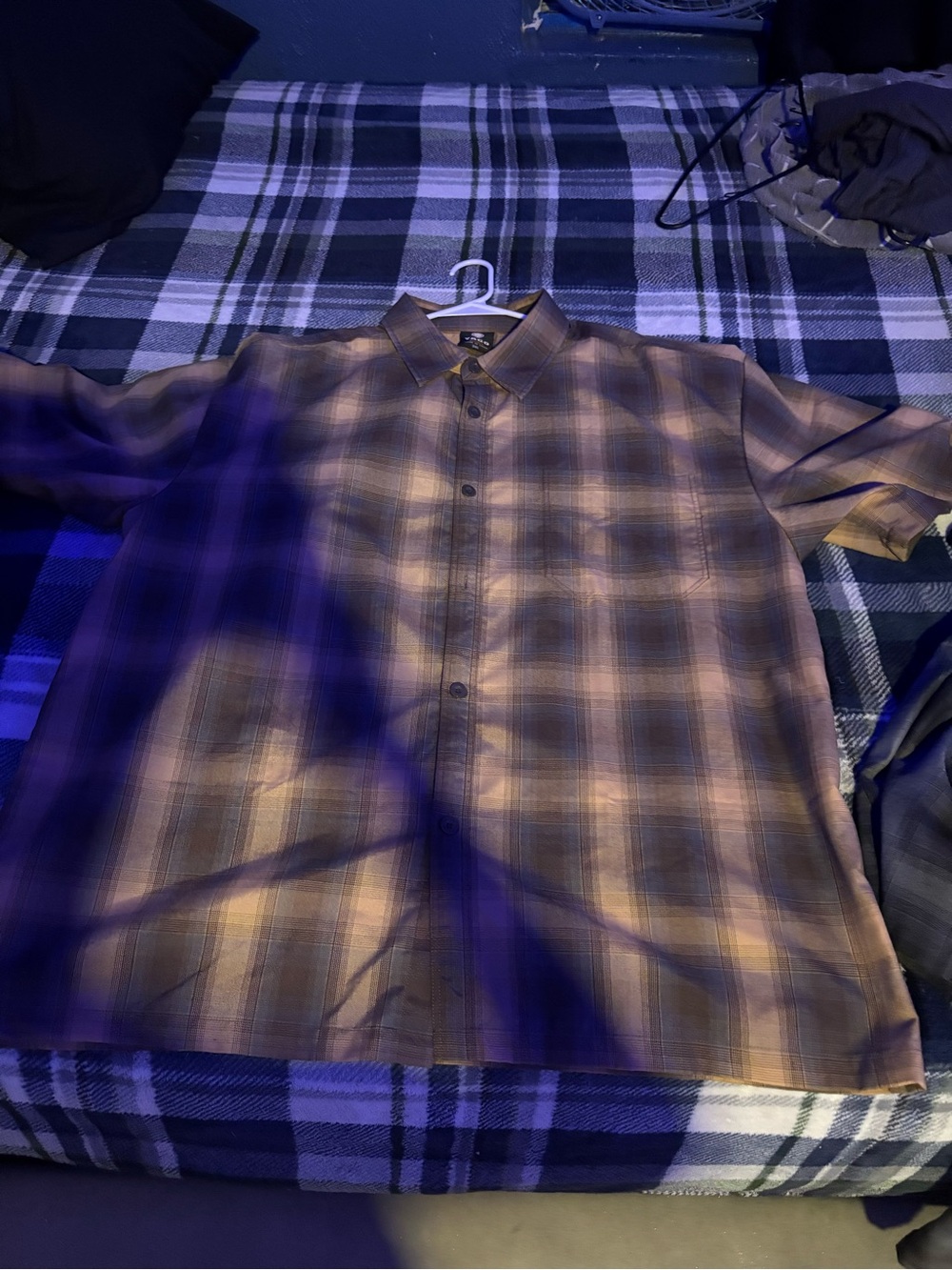 Men's Plaid Short-Sleeve Button-Up Shirt - Brown
